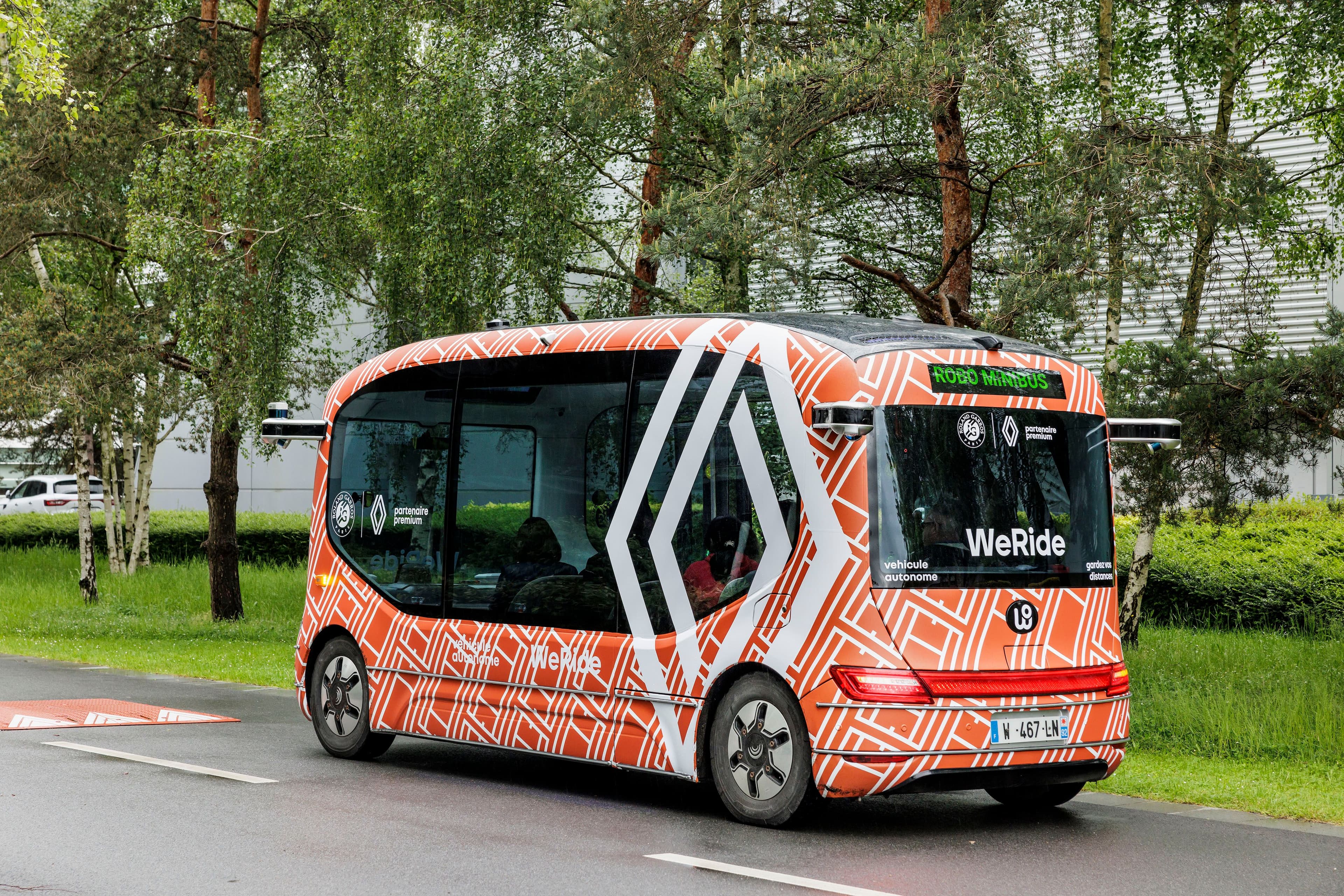 Renault Joins Forces with WeRide for Low-Carbon Public Transit Practice in Europe